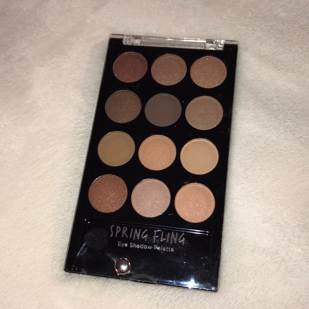 Spring Fling eye shadow collection